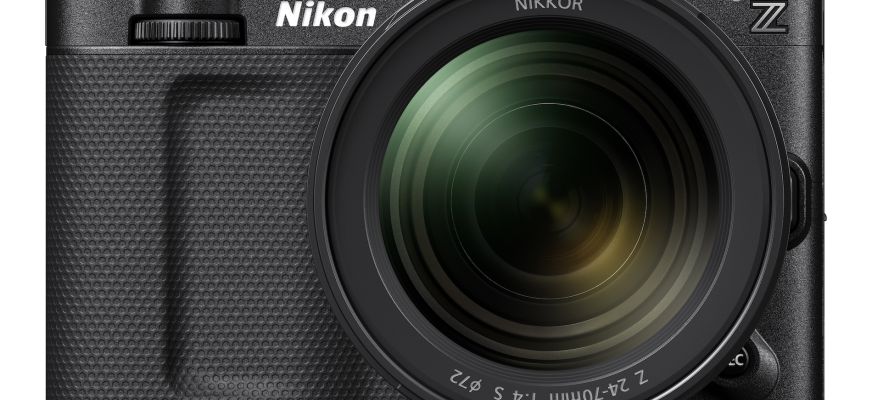 Np Nikon ZR Z24 70 4 front